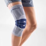 Bauerfeind Genutrain Kniebandage Aangetrokken
